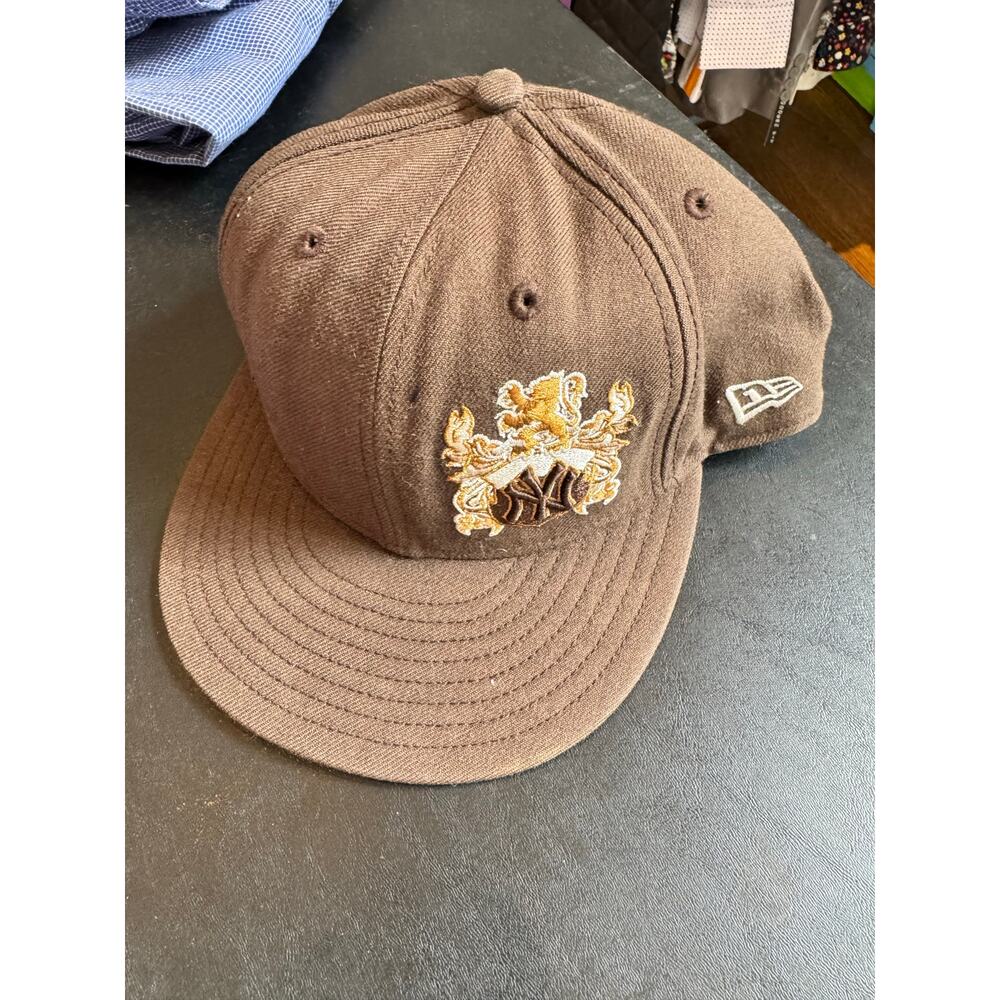 Rare New Era Yankees hat 7 1/4 fitted EUC